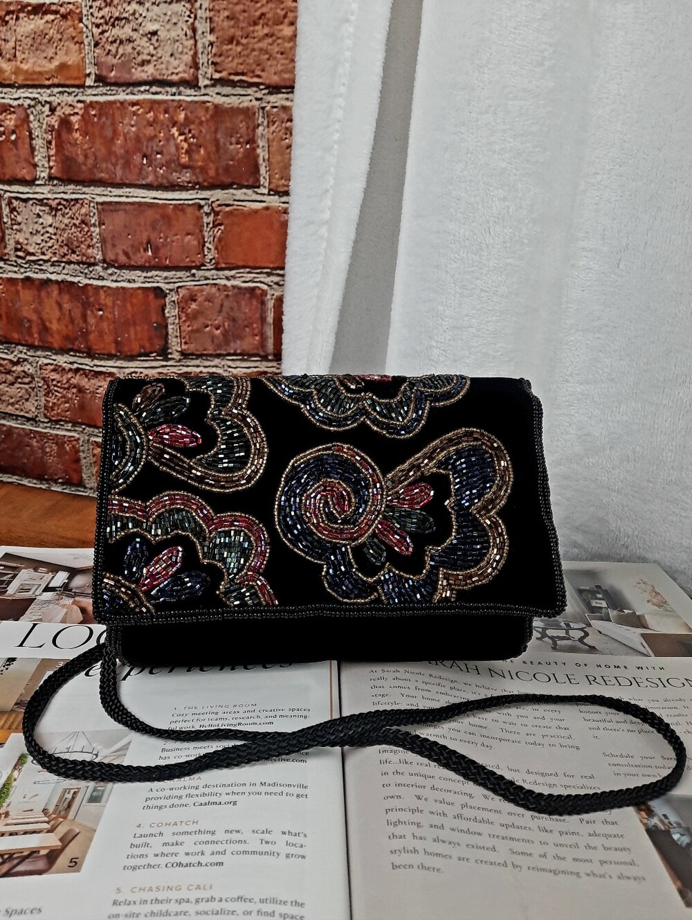 Black Beaded Floral Evening Crossbody - Picture 3 of 11